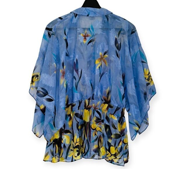 Vertigo Paris Flowy Semi Sheer Print Blouse Size Medium - Picture 4 of 5